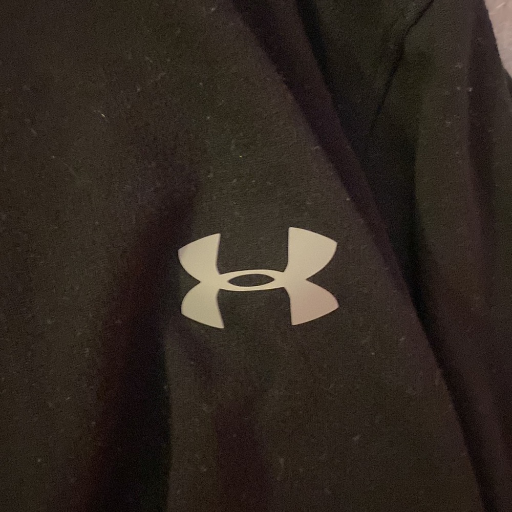 Under armor - Picture 2 of 3